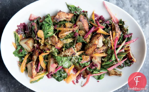 आर्टिचोक हार्ट्स और कलामाता ऑलिव विनैग्रेट रेसिपी के साथ चार्ड सलाद