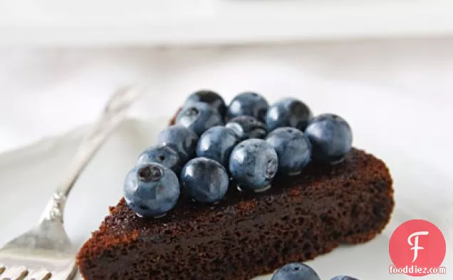 चॉकलेट-ब्लूबेरी केक