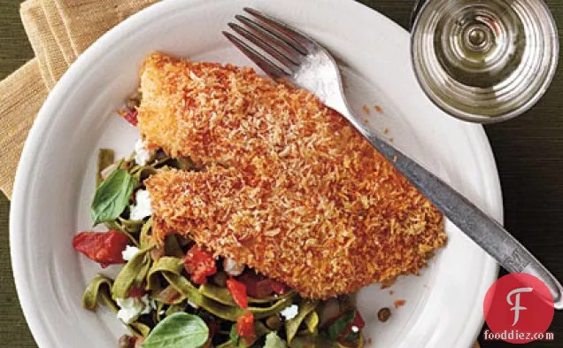 नींबू-टमाटर फेटुकाइन के साथ खस्ता ओवन-बेक्ड तिलपिया