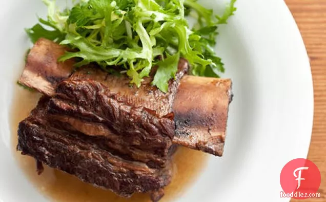 Short Ribs with Frisée-Parsley Salad