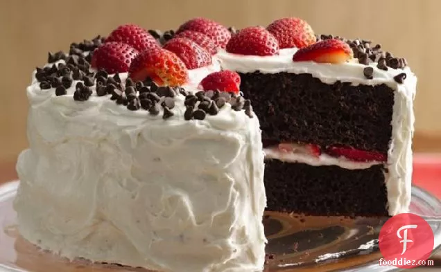 Chocolate Strawberry Cake with Fluffy Frosting