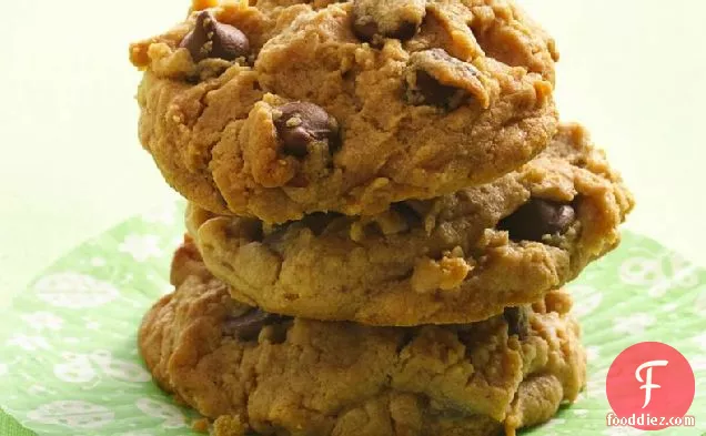 Chocolate Chip and Peanut Butter Cookies