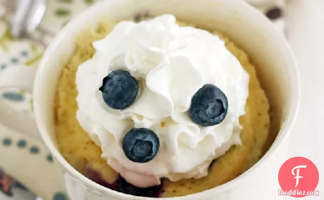 Blueberry-White Chocolate Mug Cakes