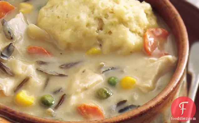 Slow-Cooker Creamy Chicken and Wild Rice Soup