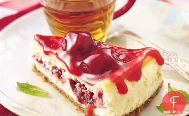 Razzle-Dazzle Berry Cheesecake