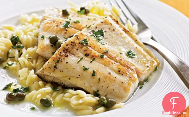 केपर्स के साथ पैन-सॉटेड ट्राउट