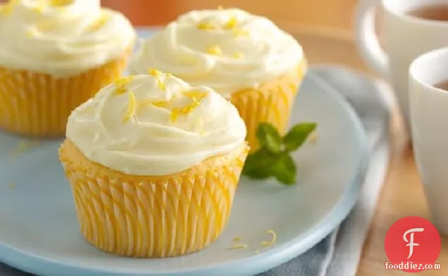 Creamy Dreamy Lemonade Cupcakes