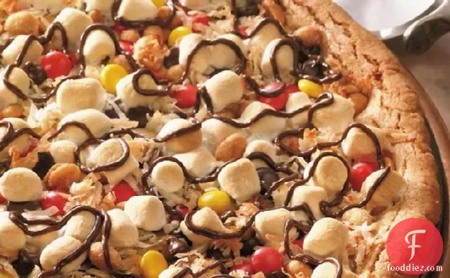 Cookies and Candy Pizza