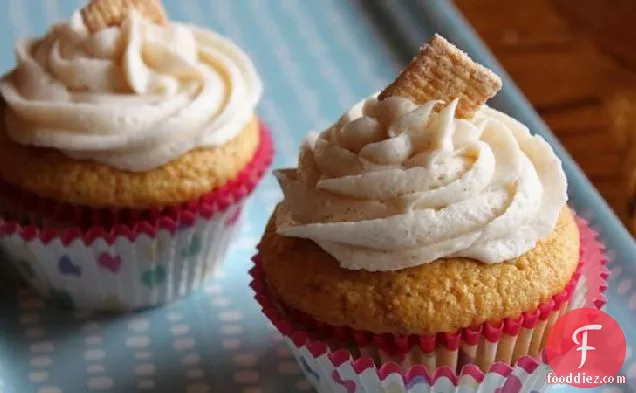 Frosted Toast Crunch™ Cupcakes