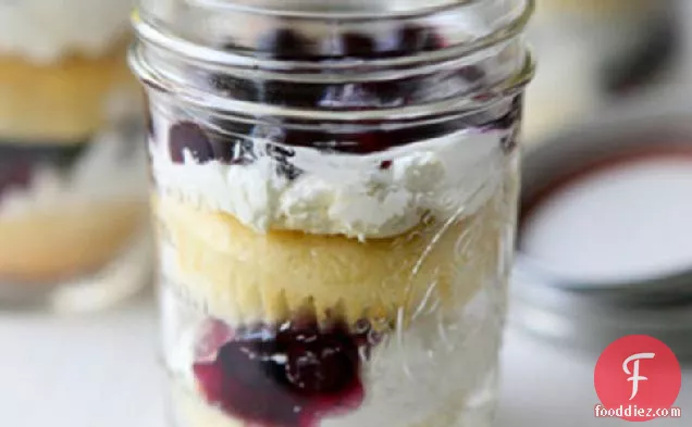 Vanilla Cupcakes, Blueberry and Whipped Topping Jar Parfaits