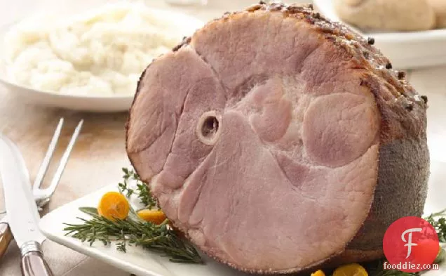 Baked Ham with Brown Sugar Glaze (Crowd Size)