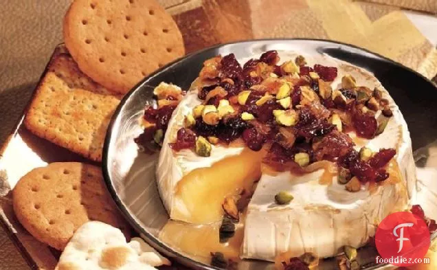 Brie with Caramelized Onions, Pistachio and Cranberry