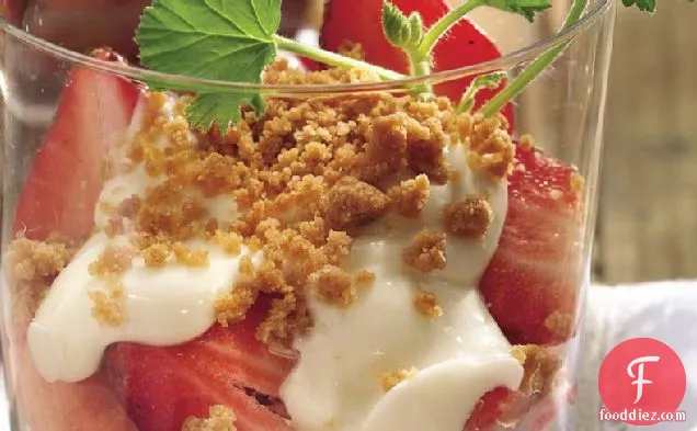 चीज़केक क्रीम के साथ स्ट्रॉबेरी