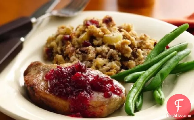 Slow-Cooker Pork Chops with Cranberry-Cornbread Stuffing