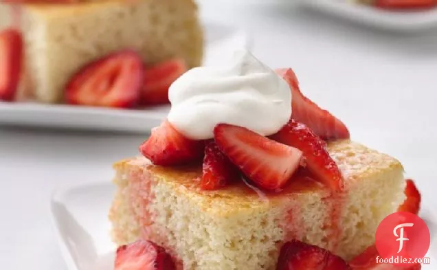 Skinny Strawberry Shortcake Squares