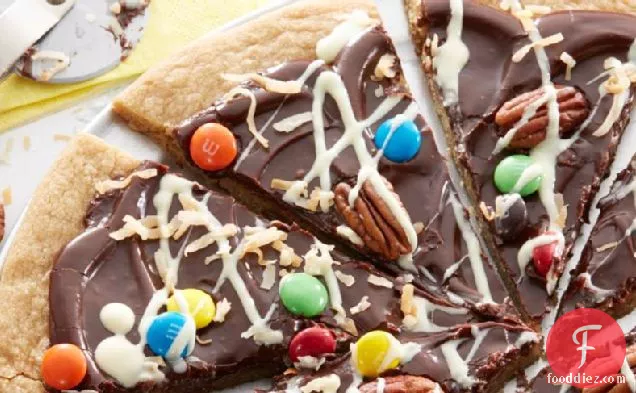 Chocolate Cookie Pizza