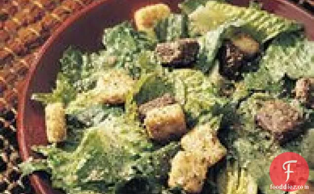 Quick Caesar Salad for a Crowd