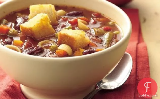 Minestrone with Garlic Croutons
