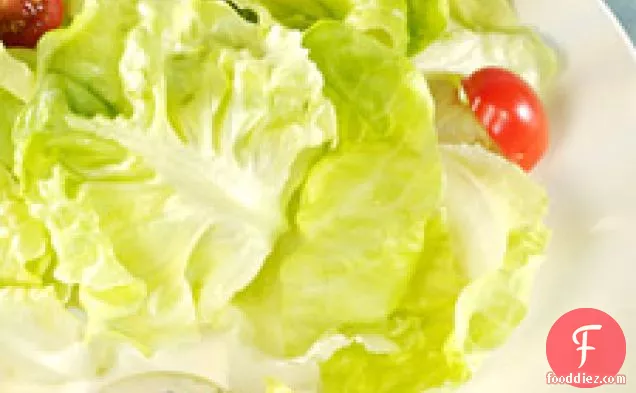 Boston Lettuce Salad With Buttermilk Ranch Dressing