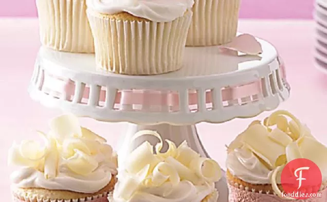 Simple Wedding Cupcakes