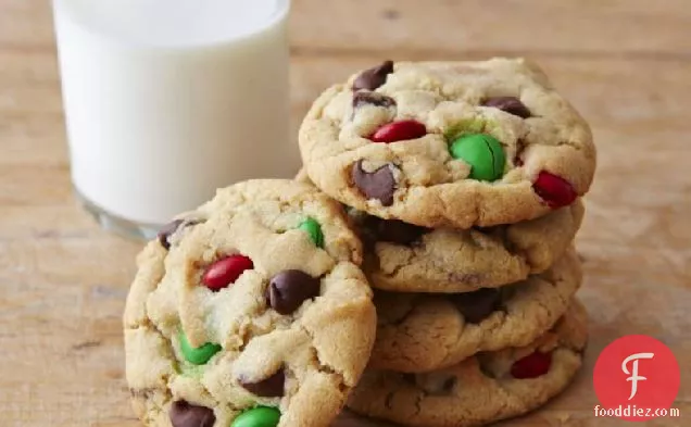 Chocolate Chip M&Ms™ Christmas Cookies