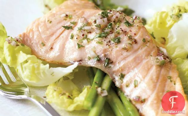 Poached Salmon Salad with Lettuce and Asparagus