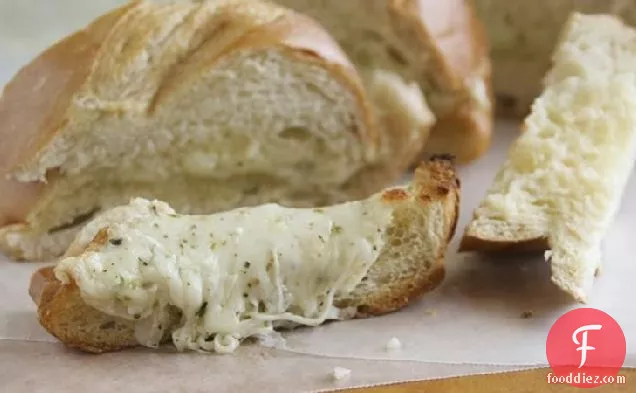 Cheesy Garlic Bread