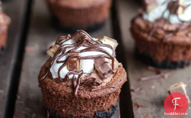 Death By Chocolate Mini Cheesecake Pies