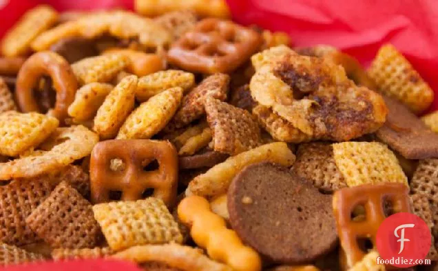 Bacon Blooming Onion Chex Mix