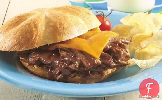 Slow-Cooker Barbecued Chili Beef and Cheddar Sandwiches