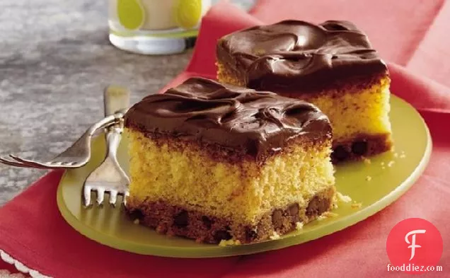 Chocolate Chip Cookie Surprise Cake