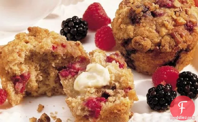 Streusel Berry Muffins