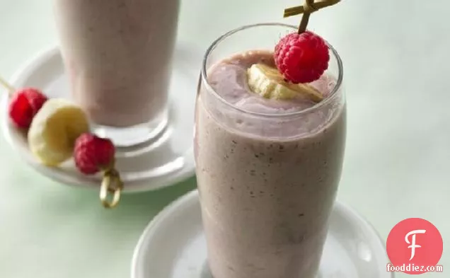 Lucky Charms® Raspberry Smoothie