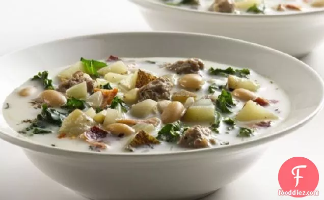 स्वस्थ इतालवी सॉसेज सूप