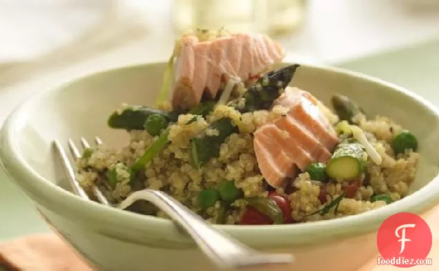 Quinoa Pilaf with Salmon and Asparagus