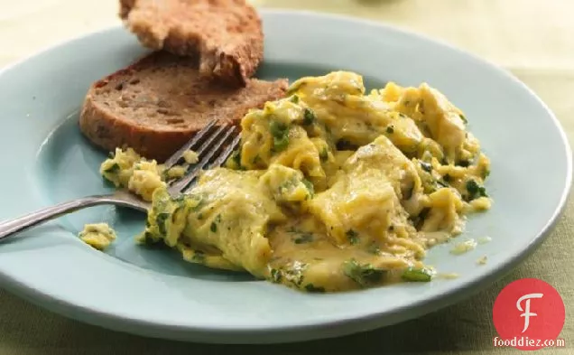 Scrambled Eggs with Havarti and Wine
