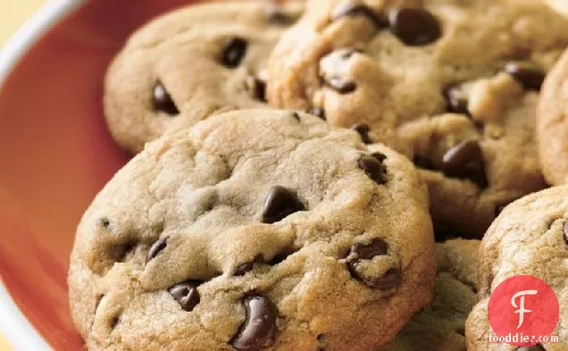 Soft and Chewy Chocolate Chip Cookies