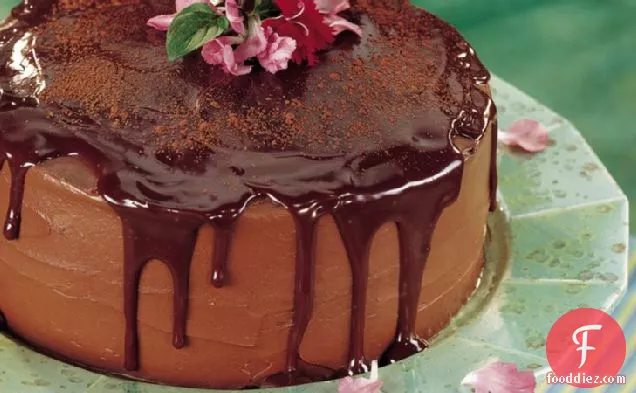 चॉकलेट-ऑरेंज ट्रफल केक