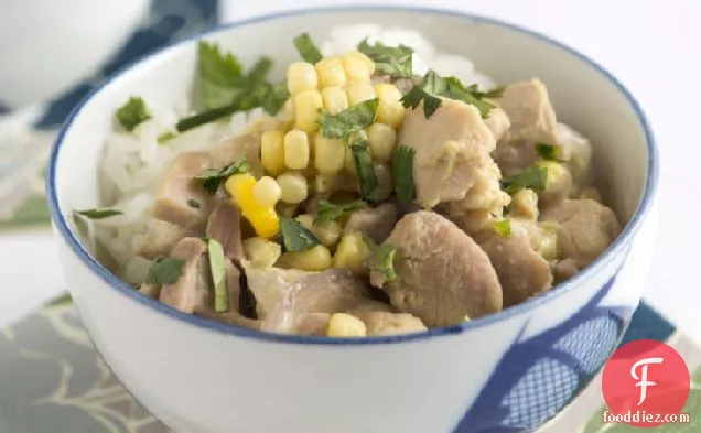 थाई ग्रीन चिकन और कॉर्न करी