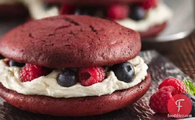 Red Velvet Whoopie Pies