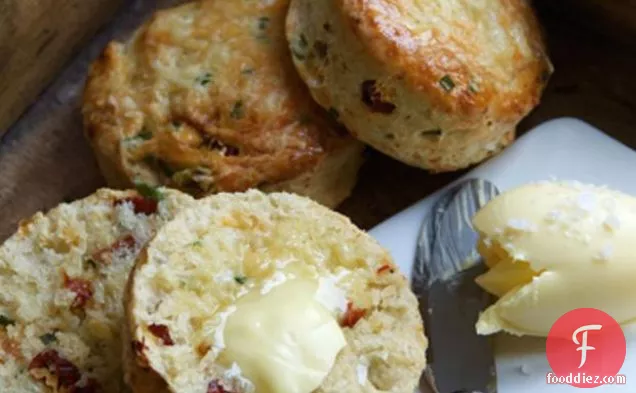 Semi-dried Tomato & Comté Cheese Scones