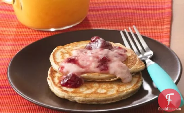 Pancakes with Yogurt Topping
