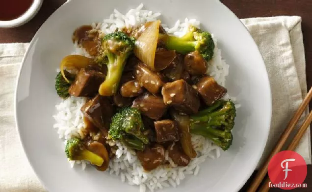 Slow-Cooker Easy Beef and Broccoli