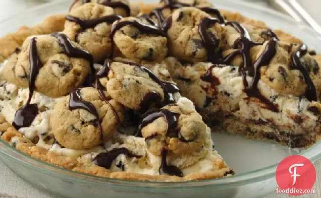 चॉकलेट चिप कुकी आइसक्रीम पाई