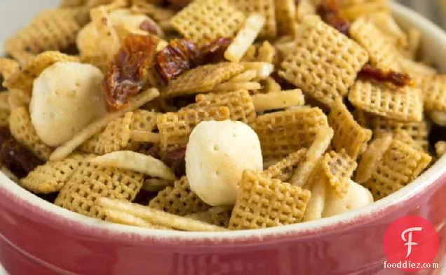 Spicy Tomato Chowder Chex Mix