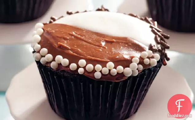 Black and White Cupcakes