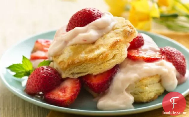 Strawberry-Custard Shortcakes