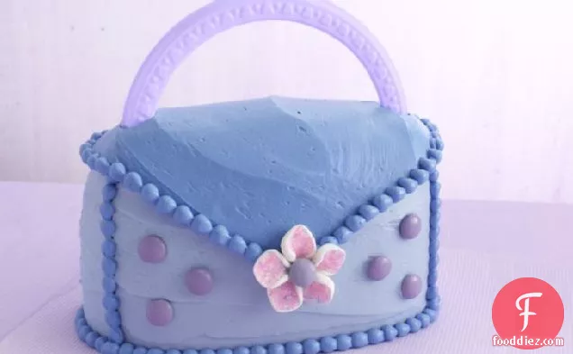 पार्टी-टाइम पर्स केक