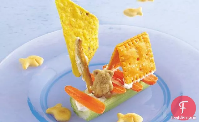 Huck Finn Teddy Bear Raft Snacks