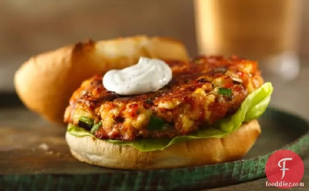 Salmon Burgers with Sour Cream-Dill Sauce